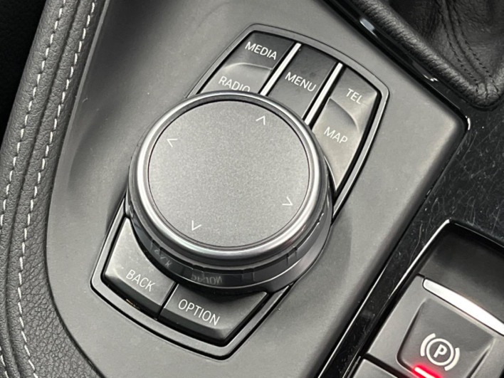 2017 BMW X1 LDA-HT20 (UW-69f2a562df252)[16]