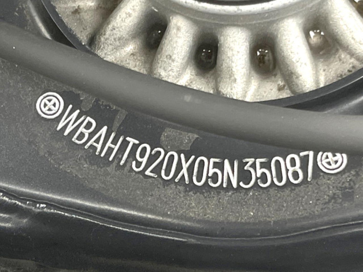 2019 BMW X1 LDA-HT20 (UW-69f2a563895cf)[1]