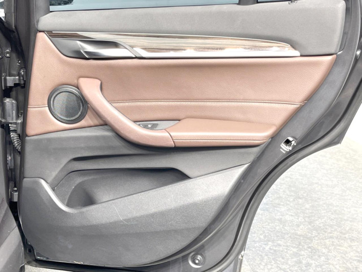 2019 BMW X1 LDA-HT20 (UW-69f2a563895cf)[14]