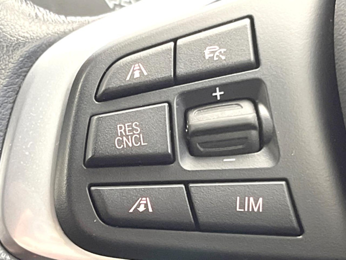 2019 BMW X1 LDA-HT20 (UW-69f2a563895cf)[25]