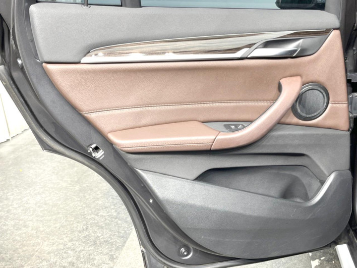 2019 BMW X1 LDA-HT20 (UW-69f2a563895cf)[11]