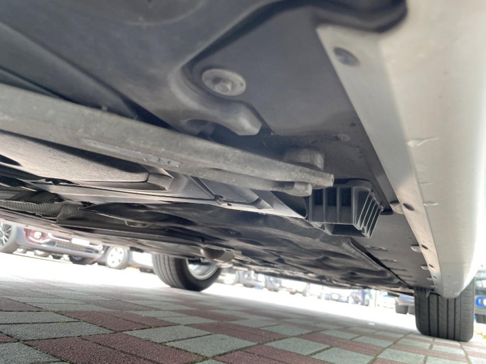 2018 Rover Mini LDA-YT20 (UW-69f2a56781a6a)[21]