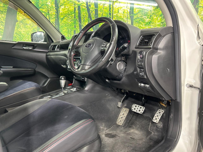 2013 Subaru Exiga DBA-YAM (UW-69f2a56913766)[17]