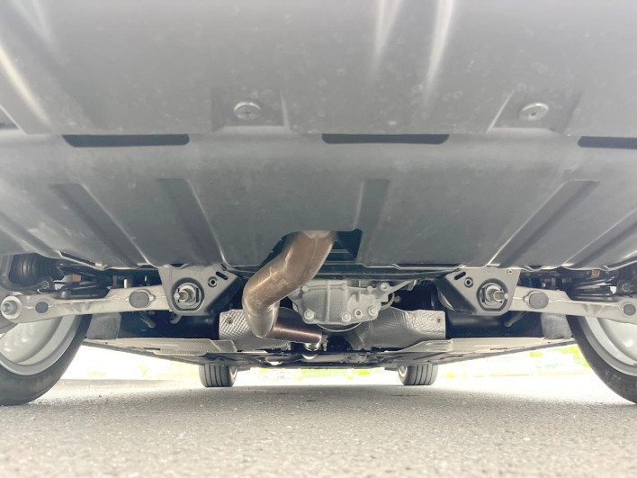 2018 Alfa Romeo Giulia ABA-95220 (UW-69f2a56ae44d3)[12]