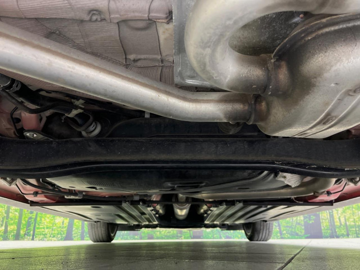 2018 Suzuki Swift Sport CBA-ZC33S (UW-69f2a56b71393)[13]