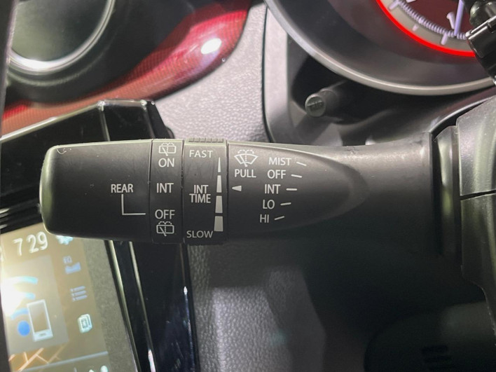 2018 Suzuki Swift Sport CBA-ZC33S (UW-69f2a56b71393)[27]