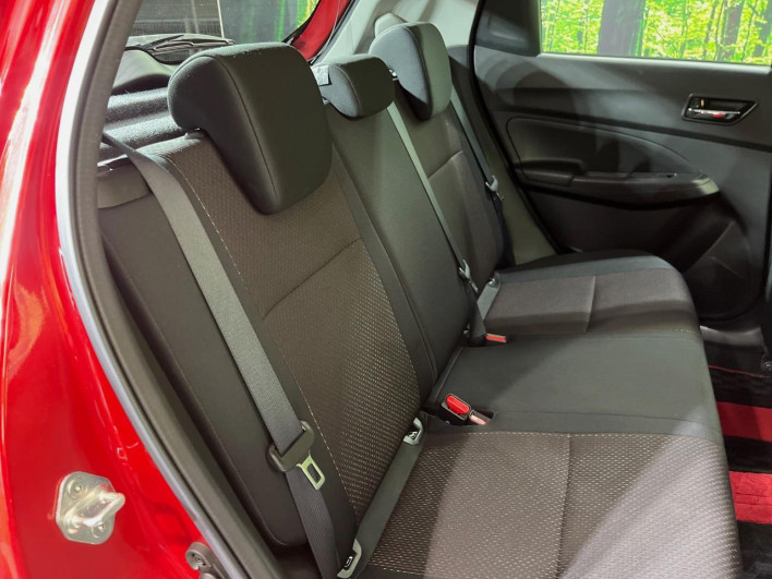 2018 Suzuki Swift Sport CBA-ZC33S (UW-69f2a56b71393)[8]