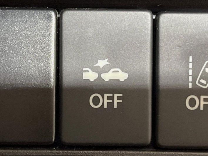 2018 Suzuki Swift Sport CBA-ZC33S (UW-69f2a56b71393)[23]