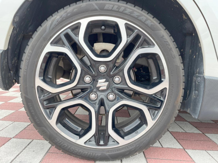 2022 Suzuki Swift Sport 4BA-ZC33S (UW-69f2a56bc86da)[14]
