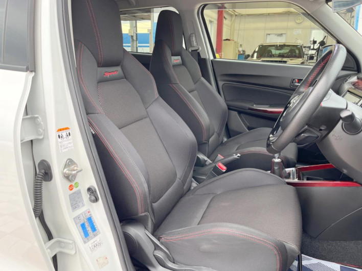 2022 Suzuki Swift Sport 4BA-ZC33S (UW-69f2a56bc86da)[24]