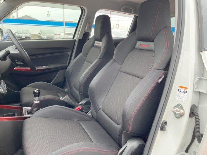 2022 Suzuki Swift Sport 4BA-ZC33S (UW-69f2a56bc86da)[27]
