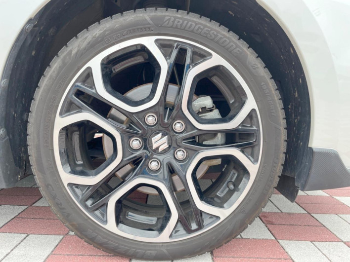 2022 Suzuki Swift Sport 4BA-ZC33S (UW-69f2a56bc86da)[15]