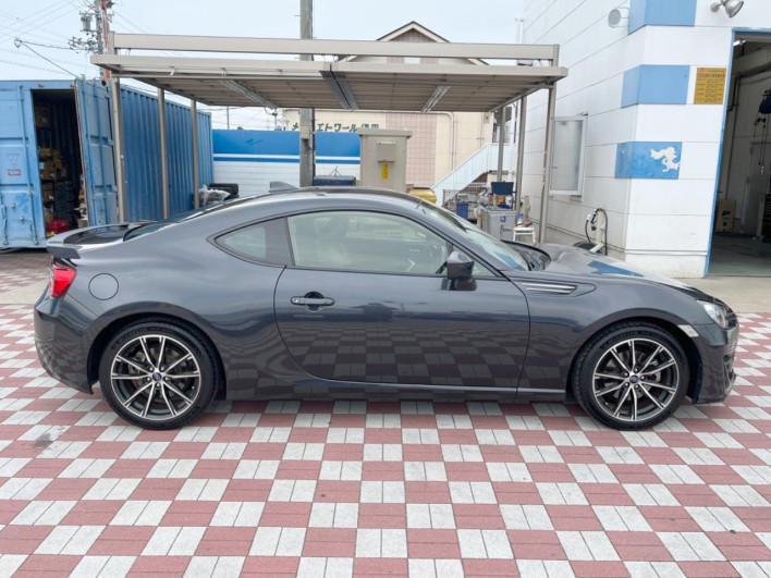 2018 Subaru BRZ DBA-ZC6 (UW-69f2a56c14792)[12]