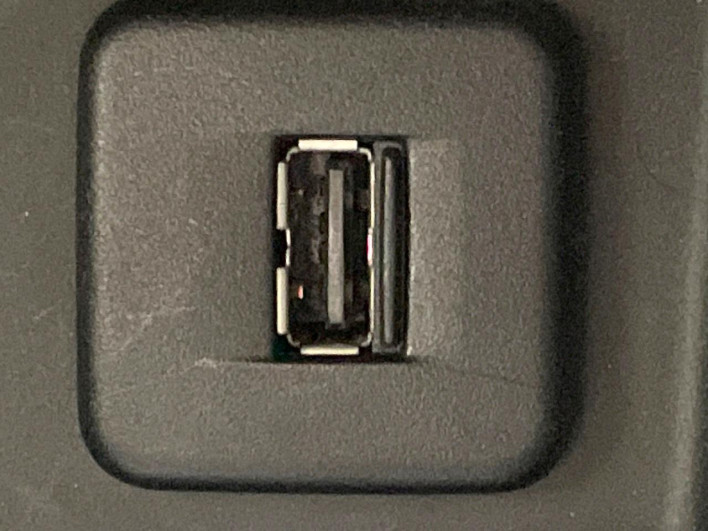 2013 Suzuki Swift DBA-ZC72S (UW-69f2a56da59d6)[14]