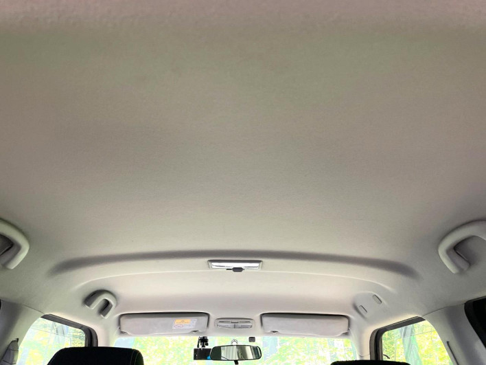 2013 Suzuki Swift DBA-ZC72S (UW-69f2a56da59d6)[20]