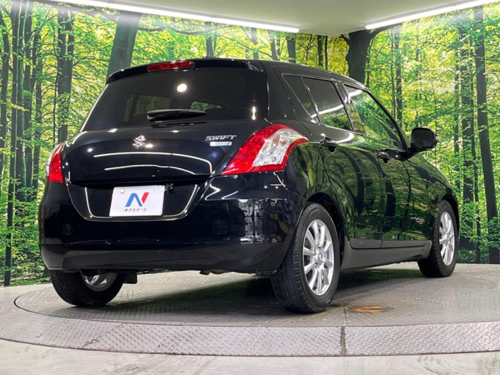 2014 Suzuki Swift DBA-ZC72S (UW-69f2a56db188b)[8]