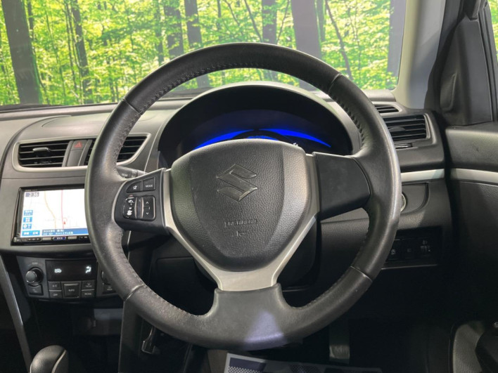 2014 Suzuki Swift DBA-ZC72S (UW-69f2a56db188b)[29]