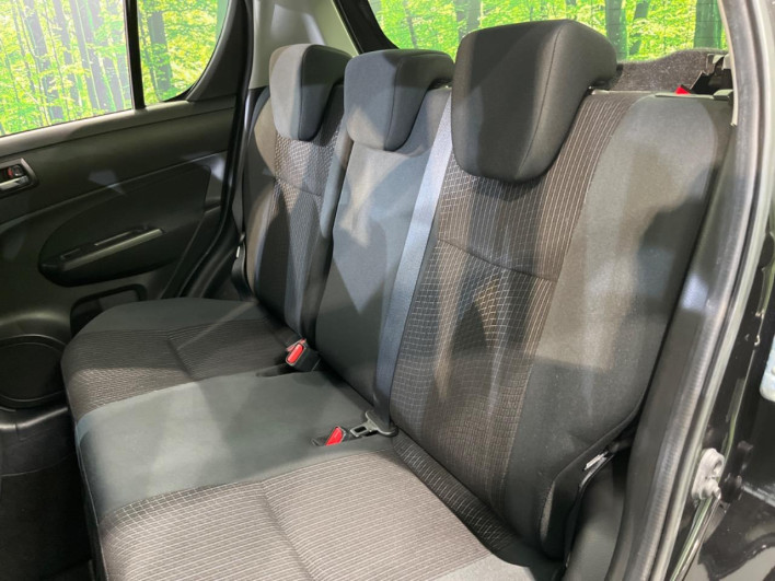 2014 Suzuki Swift DBA-ZC72S (UW-69f2a56db188b)[14]