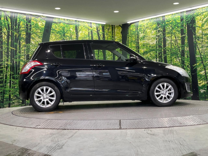 2014 Suzuki Swift DBA-ZC72S (UW-69f2a56db188b)[9]