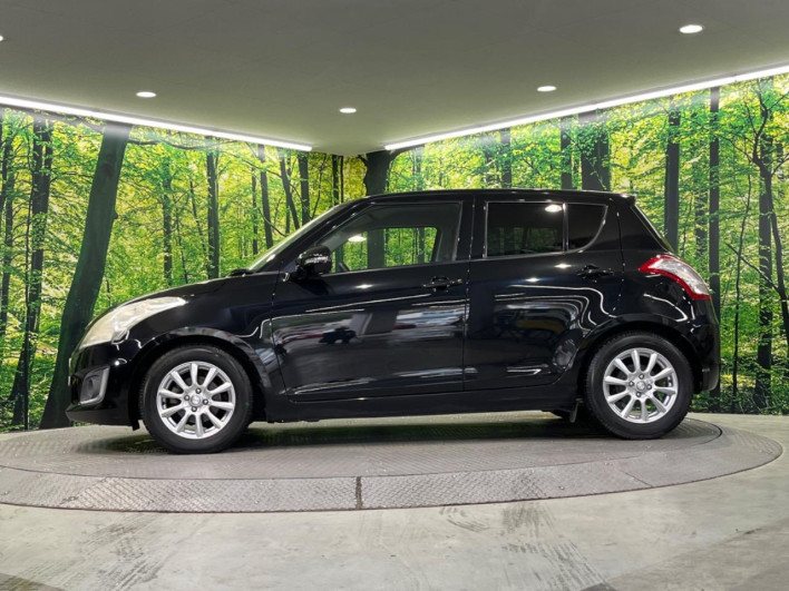 2014 Suzuki Swift DBA-ZC72S (UW-69f2a56db188b)[5]