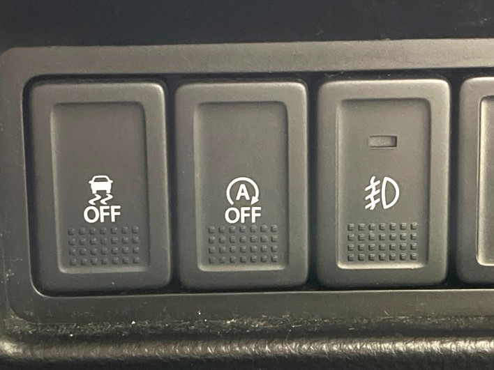 2016 Suzuki Swift DBA-ZC72S (UW-69f2a56dc89f3)[24]