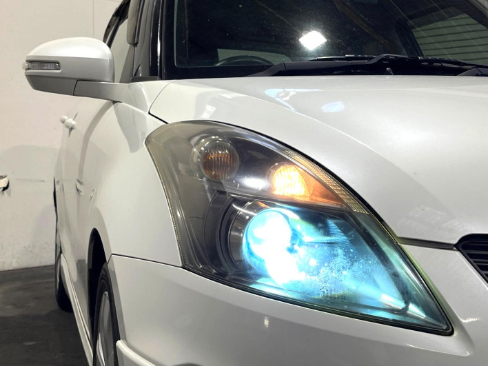 2016 Suzuki Swift DBA-ZC72S (UW-69f2a56dc89f3)[5]