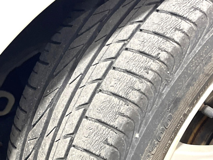 2016 Suzuki Swift DBA-ZC72S (UW-69f2a56dc89f3)[10]