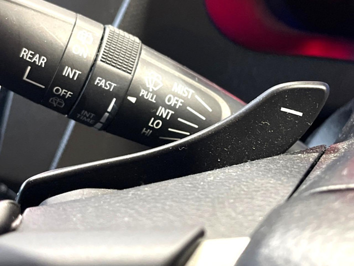 2016 Suzuki Swift DBA-ZC72S (UW-69f2a56dc89f3)[29]