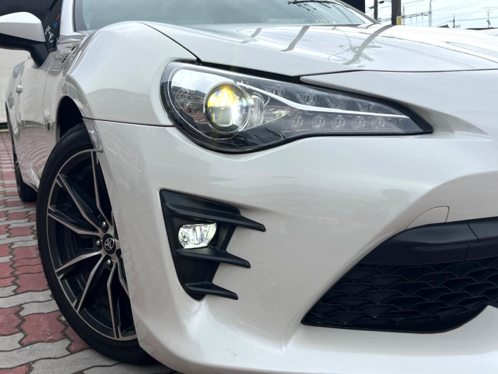 2016 Toyota 86 DBA-ZN6 (UW-69f2a5701c006)[21]