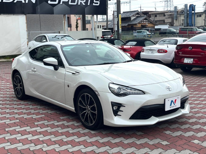 2016 Toyota 86 DBA-ZN6 (UW-69f2a5701c006)[5]