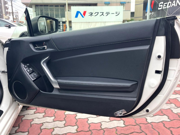 2016 Toyota 86 DBA-ZN6 (UW-69f2a5701c006)[24]