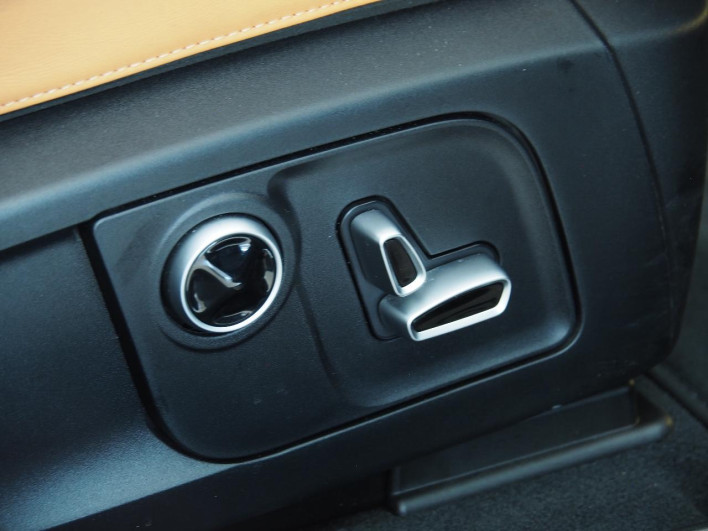 2024 Maserati Levante 7BA-MLE38 (UW-69f2a5708ca28)[22]