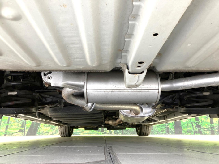 2014 Toyota Voxy DBA-ZRR80W (UW-69f2a57264abe)[21]