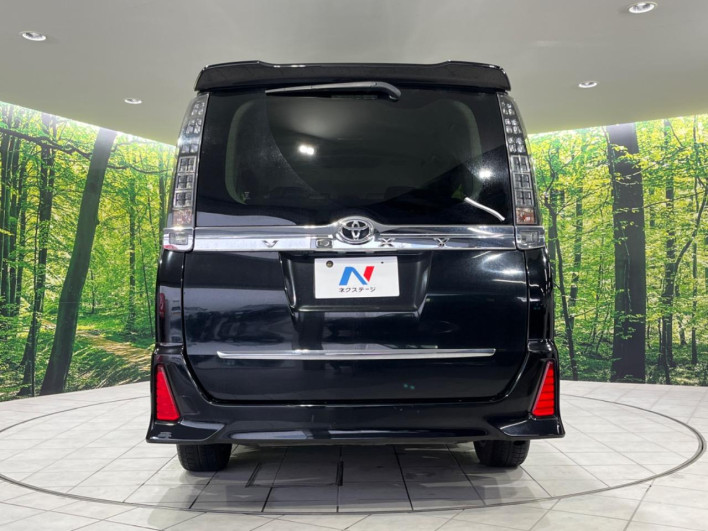 2015 Toyota Voxy DBA-ZRR80W (UW-69f2a572cf0e0)[10]