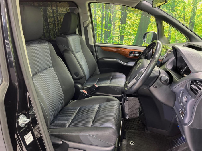 2015 Toyota Voxy DBA-ZRR80W (UW-69f2a5746232c)[10]