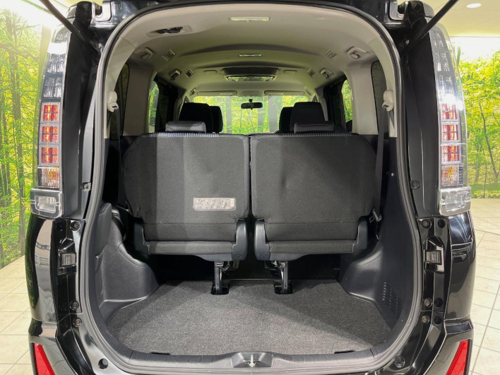 2015 Toyota Voxy DBA-ZRR80W (UW-69f2a5746232c)[15]