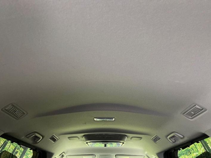 2015 Toyota Voxy DBA-ZRR80W (UW-69f2a5746232c)[16]