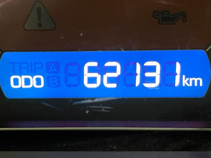 2019 Toyota Esquire DBA-ZRR80G (UW-69f2a577119f1)[2]