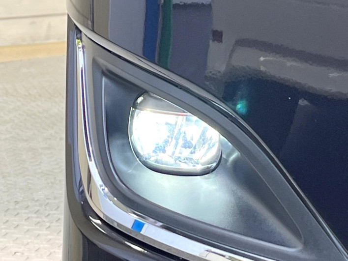 2019 Toyota Esquire DBA-ZRR80G (UW-69f2a577119f1)[9]
