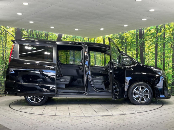 2018 Toyota Noah DBA-ZRR85W (UW-69f2a57a42fe4)[10]