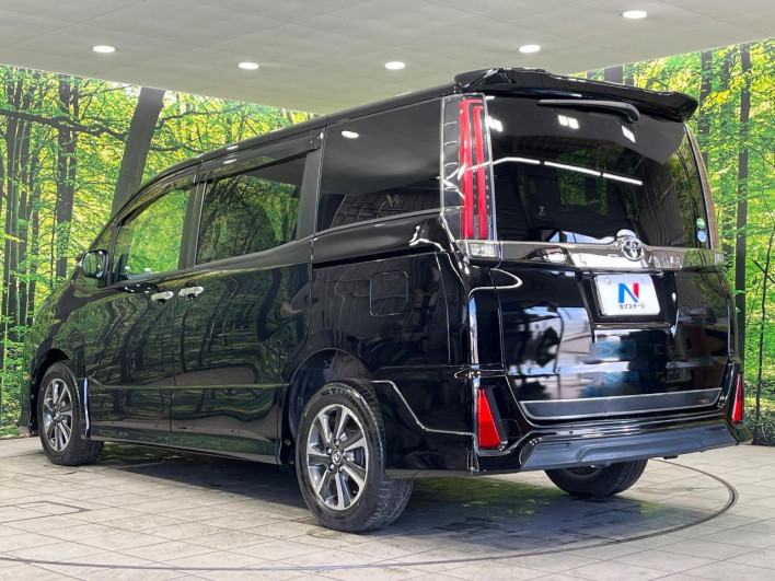 2018 Toyota Noah DBA-ZRR85W (UW-69f2a57a42fe4)[26]