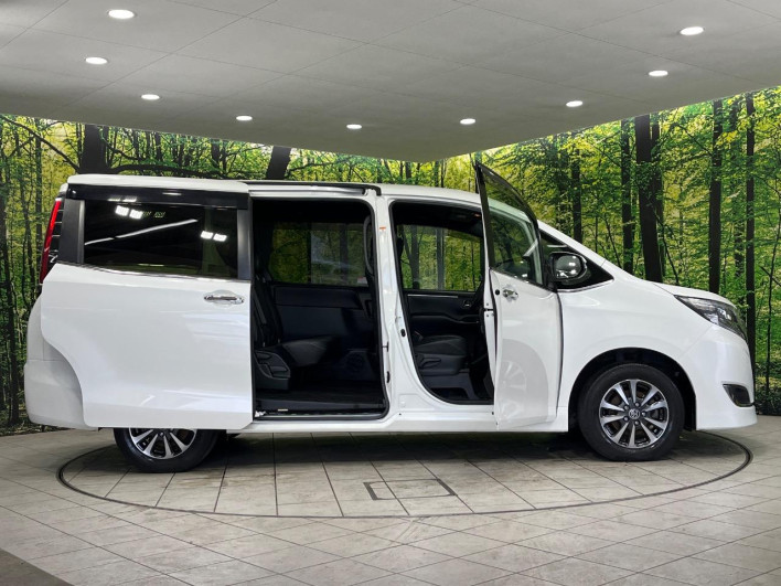 2019 Toyota Esquire DBA-ZRR85G (UW-69f2a57a6192e)[11]