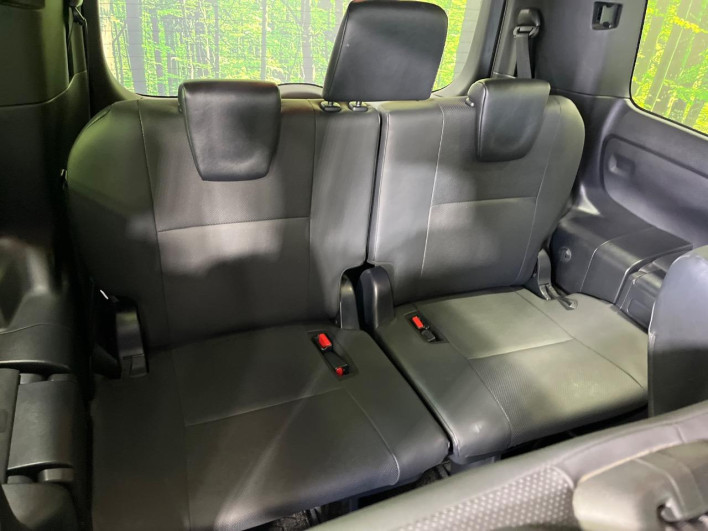 2019 Toyota Esquire DBA-ZRR85G (UW-69f2a57a6192e)[12]