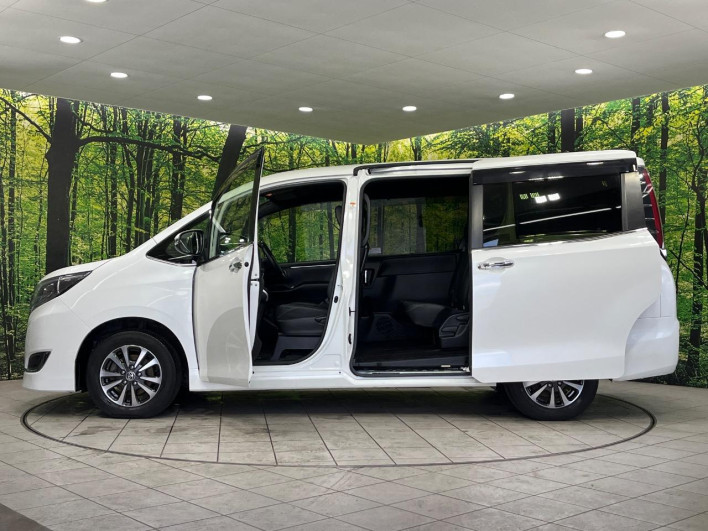 2019 Toyota Esquire DBA-ZRR85G (UW-69f2a57a6192e)[29]