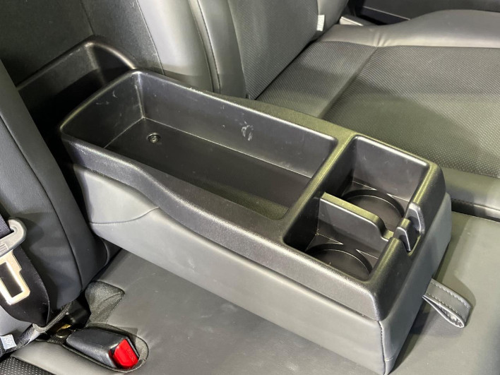 2019 Toyota Esquire DBA-ZRR85G (UW-69f2a57a6192e)[14]