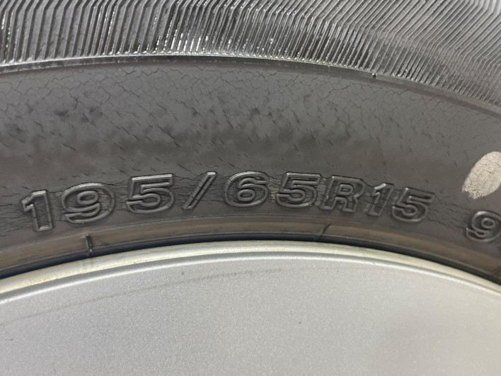 2009 Toyota Prius DAA-ZVW30 (UW-69f2a57eb45f4)[13]