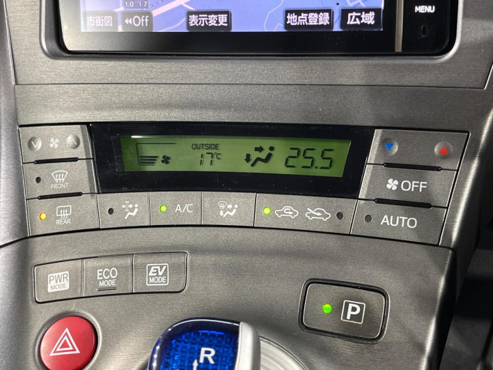 2013 Toyota Prius DAA-ZVW30 (UW-69f2a57f0b9a0)[14]