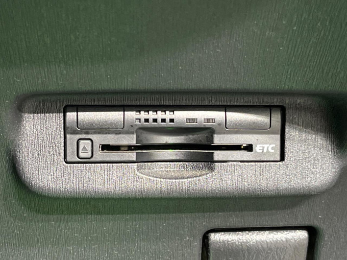 2013 Toyota Prius DAA-ZVW30 (UW-69f2a57f0b9a0)[8]