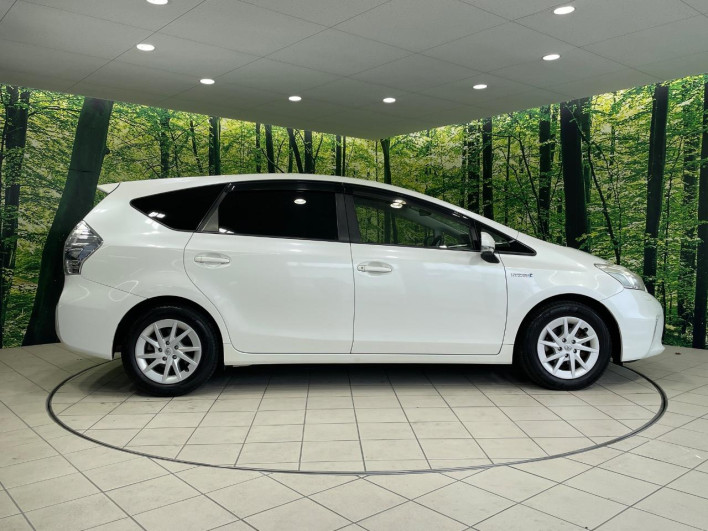 2012 Toyota Prius α DAA-ZVW40W (UW-69f2a57f496cc)[17]