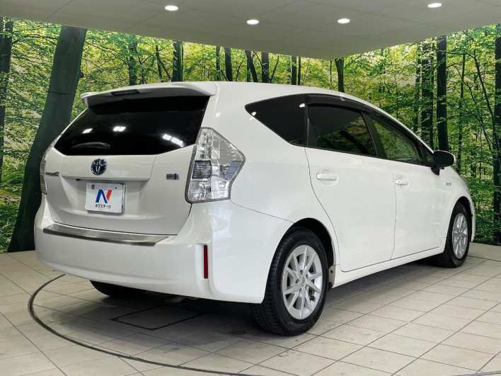 2012 Toyota Prius α DAA-ZVW40W (UW-69f2a57f496cc)[16]
